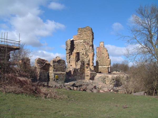 East wall Codnor Castle